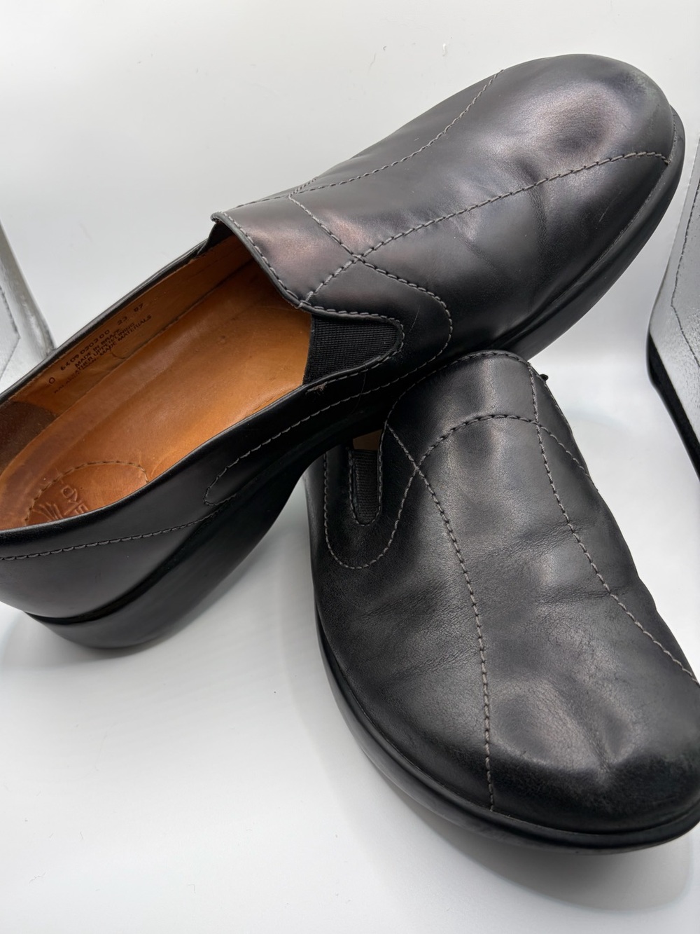 Dansko Black Leather Clogs - Size Women’s EU 40